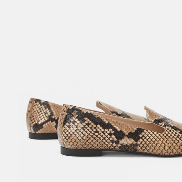 Gorgeous Zara Snake Print Leather Loafers ♥️ - Picture 8 of 16